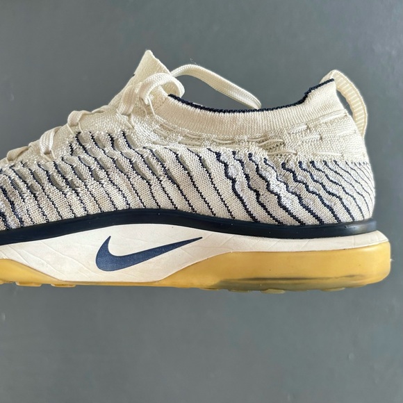 NIKE Zoom Lightweight Supportive Running Training Athletic Tennis Sneakers - Picture 4 of 12